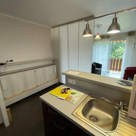 Calme A 2 Pas De La Avec Balcon Et Garage - Fr-1-550-17 Apartment Saint-Georges-de-Didonne